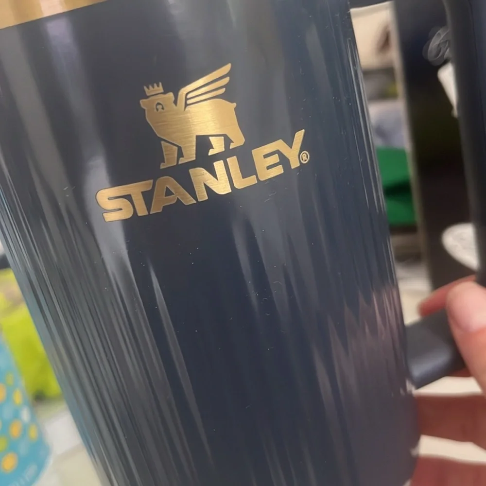 Brand New Stanley Cup - Picture 3 of 5